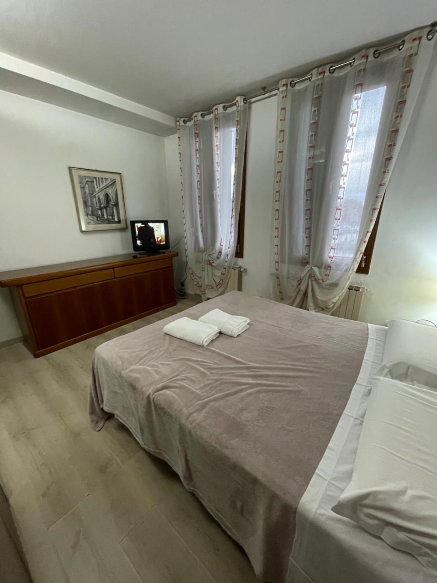Sunset Venice Guest House Esterno foto